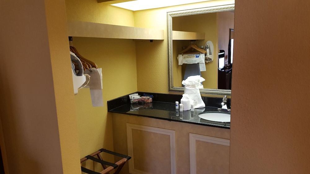 Best Western Flagship Inn Moss Point Eksteriør bilde